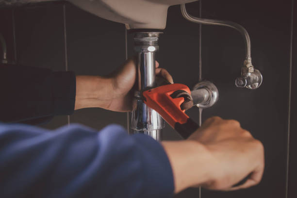 Best Emergency Plumber  in Whitinsville, MA